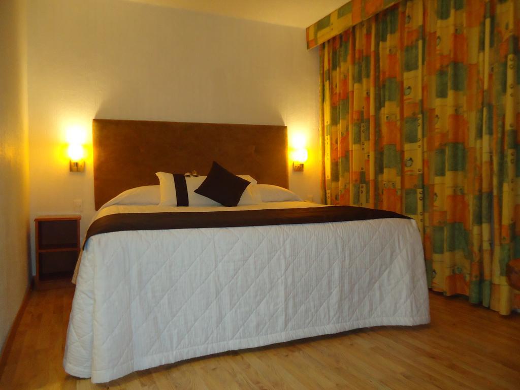 Hotel Villa De Cortez Xicotepec de Juarez Екстер'єр фото