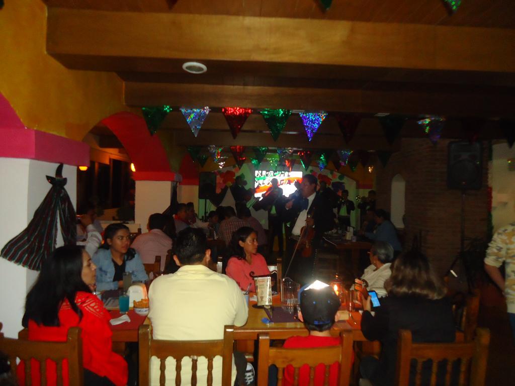 Hotel Villa De Cortez Xicotepec de Juarez Екстер'єр фото